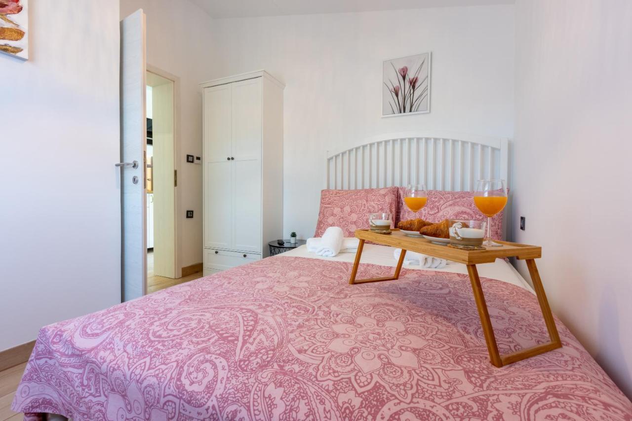 Summer Breeze Appartement Crikvenica Buitenkant foto